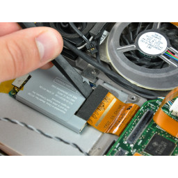 Замена платы AirPort / Bluetooth для PowerBook G4, алюминий, 17 дюймов, 1,67 ГГц (высокое разрешение)
