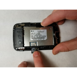Замена карты памяти LG 305C MicroSD